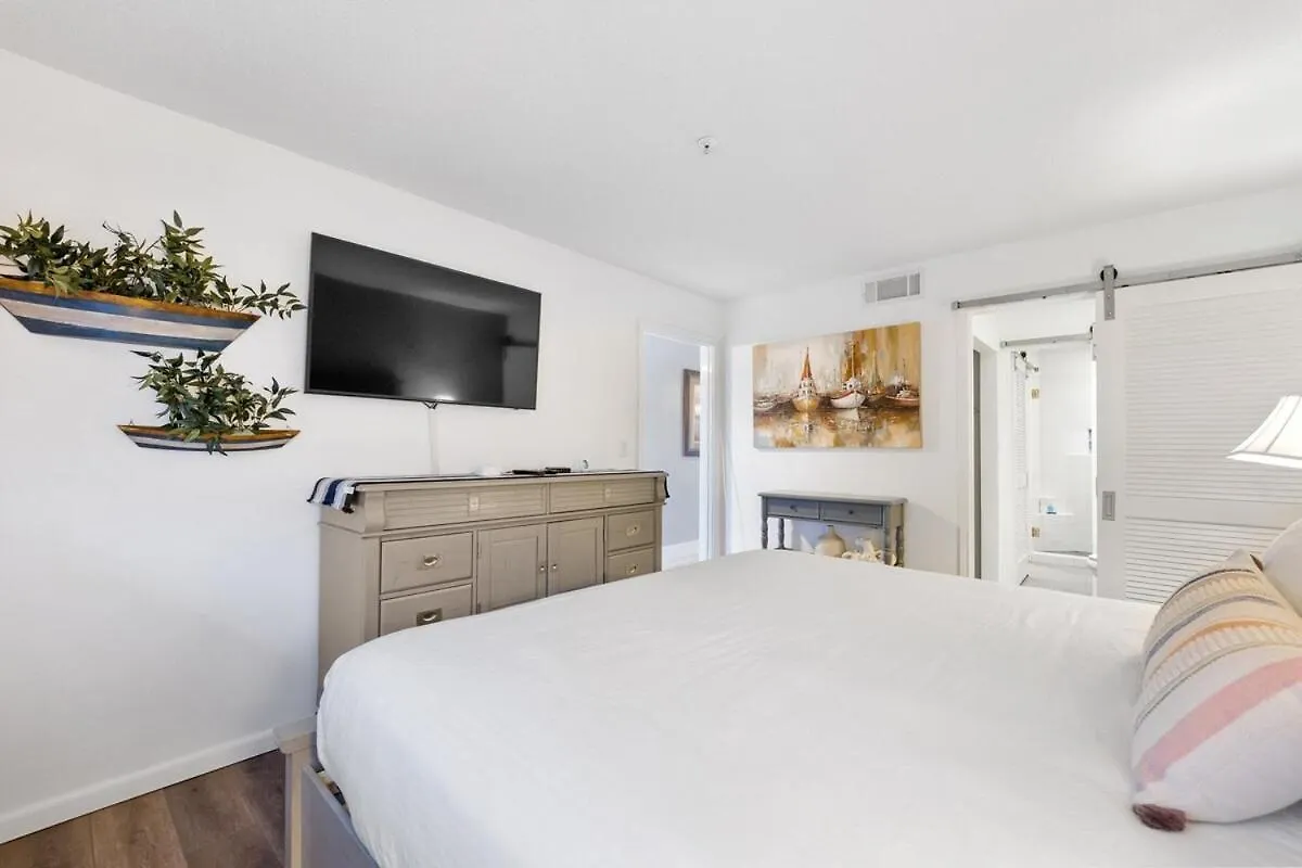 Crystal Sands 110A Destin Daire